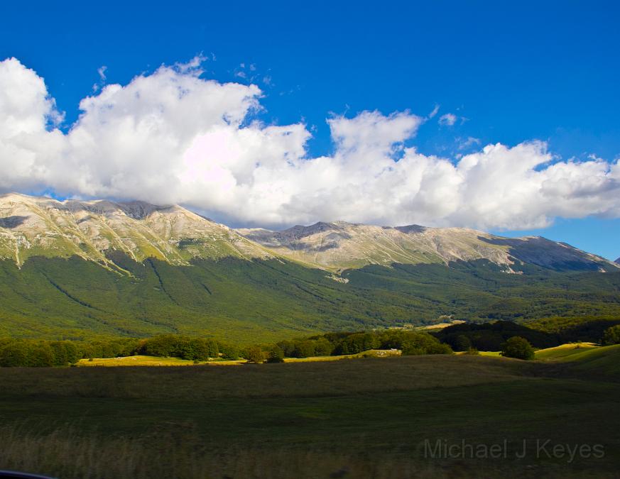 IMG_1089 copy.jpg - Drive to Sulmona